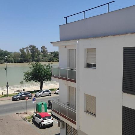Habitacion Doble Con Aseo Compartido Coria Del Rio Luaran gambar