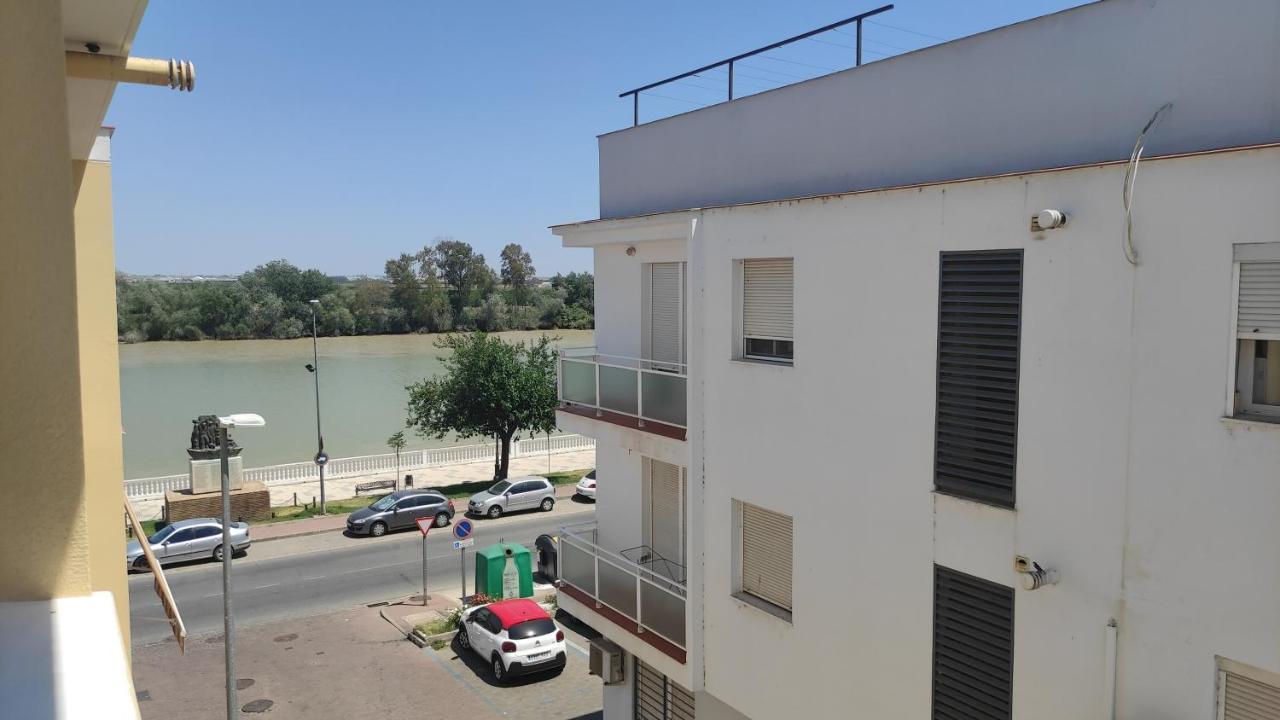 Habitacion Doble Con Aseo Compartido Coria Del Rio Luaran gambar